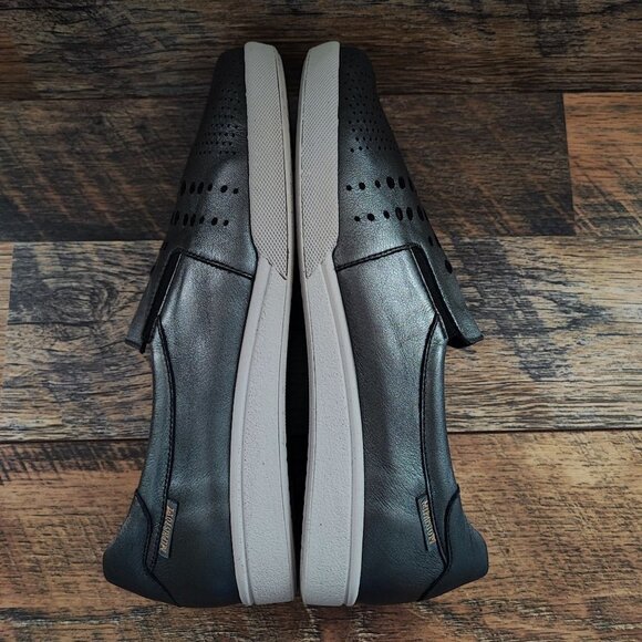 Mephisto Women's Pewter Runoff Perforated Leather Slip On Flat Size 7 - Picture 5 of 8